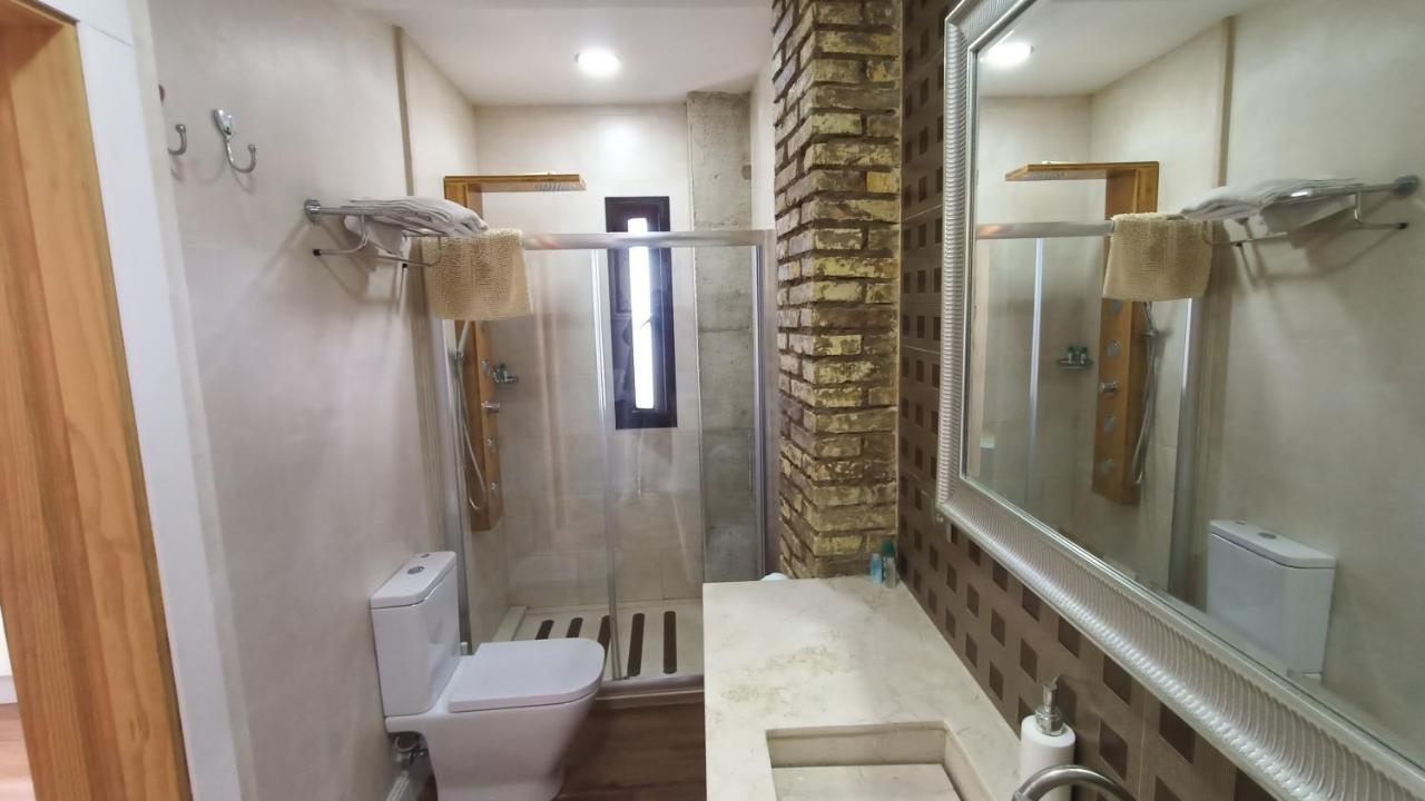 Loft'N Love With Parking And Views 龙达 外观 照片